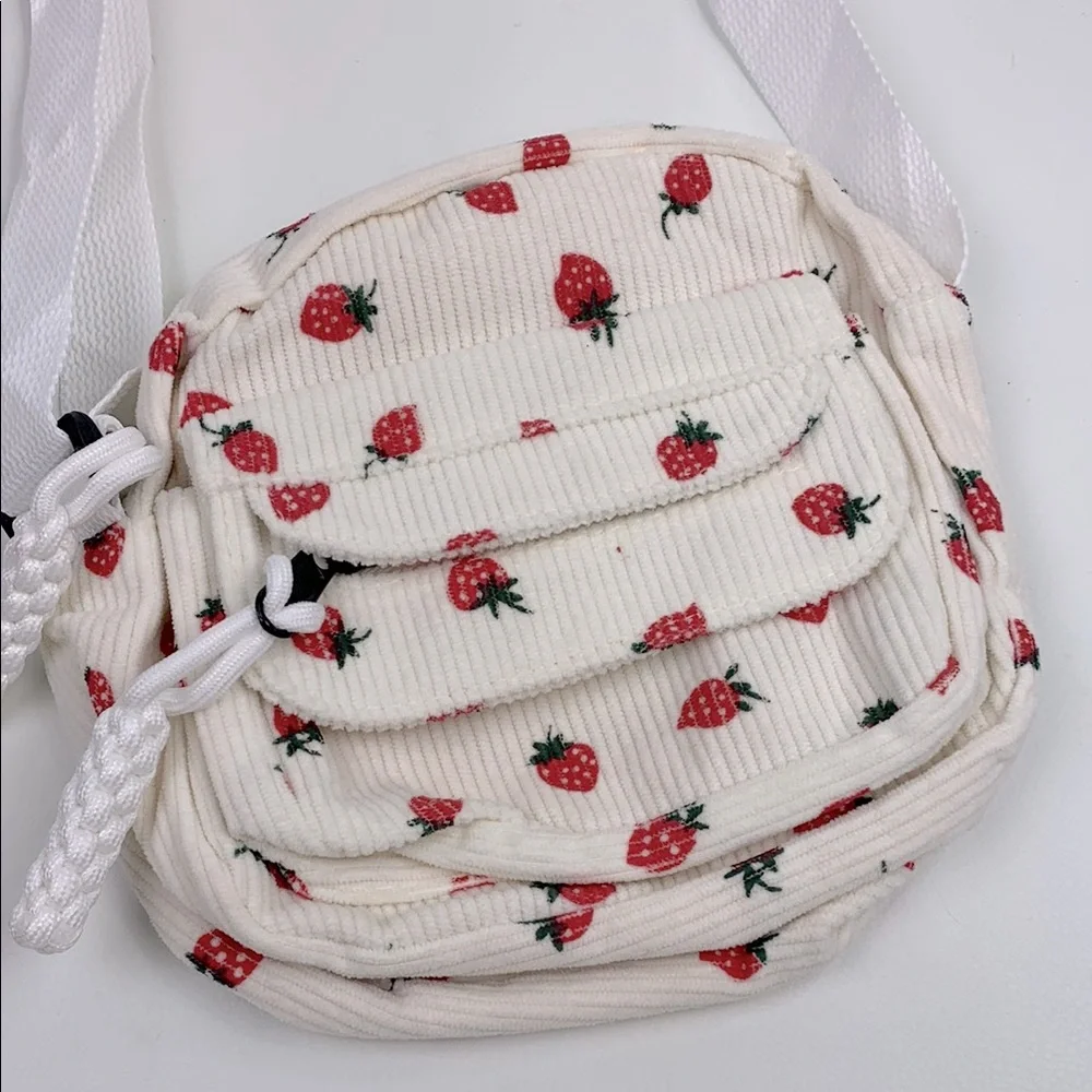 N/A strawberry print